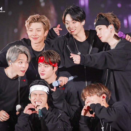 bangtanfresh's tweet photo. even tho it’s a very sad thing to think about, I’m going to continue to be an army no matter what and I’ll continue to cherish them till the very end 🥺 https://t.co/a46YP9VoV7