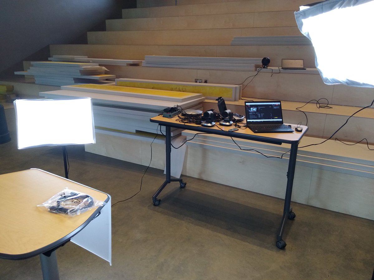 dmeadevps's tweet image. Testing out the new @iTechPrep technology in prep for senior celebration! June 9 at 6:00! @ihurst8 @nickvoll and Ian working hard!! #ravensrule