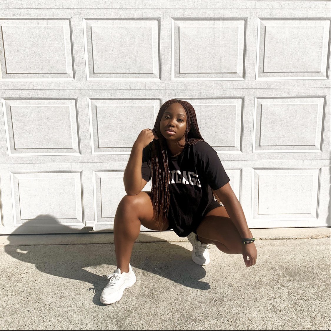 zeebaybe3's tweet photo. windy city, she blowin me kisses 🌬 @OfficialPLT #stayhomewithPLT https://t.co/KNKrdBPBJP