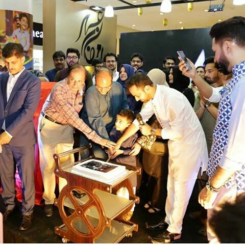 unbothered1me's tweet photo. Happy 3rd anniversary to our brand..
@WaseemBadami Allah pak brand ko mazeeed kamyabiyan day Ameen...
Lots of prayers nd best wishes for u nd for brand #WBbyHemani #WBbrand Nature ka naya dour..
@WBStores https://t.co/iCj4DH2Cgx