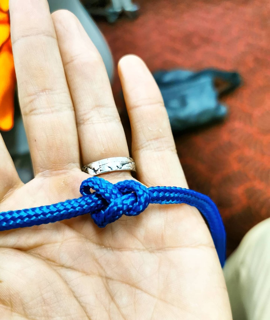 RealeLearnGood's tweet image. Ever wondered how to tie a figure of 8 knot? Check latest link in Bio. instagr.am/p/CAZWessDc7w7…