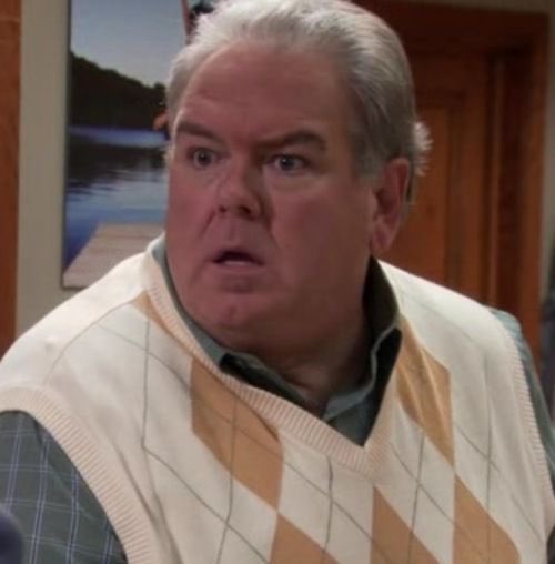 ALFONSO & JERRY/GARY/LARRY GERGICH • Very forgetful & a lil ditsy• always has a morning coffee• UNDERRATED• has heart attacks