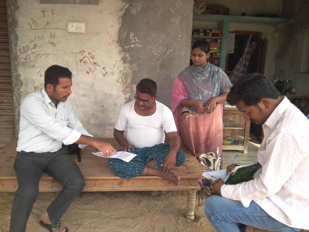 BABLEINDIA's tweet image. #throwback
Before starting the training program, we try to sensitize local people by utilizing various methods of mobilization. Our team of Jakaram actively generated awareness through mobilisation under MoMa Seekho aur Kamao scheme.
@naqvimukhtar 
@Sardavishnu 
@vishalamarawat