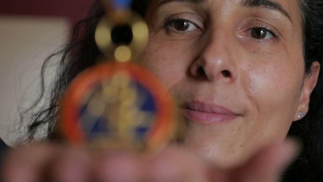 JamaisSansElles's tweet photo. Myriam Boubram, est la première femme meilleur ouvrier de France en soudure. Les femmes ne représentent que 2% des ouvriers du bâtiment. Heureusement, certaines font bouger les lignes. https://t.co/mfFquEdT7J par @France2tv #JamaisSansElles https://t.co/ocBHTiVdAF