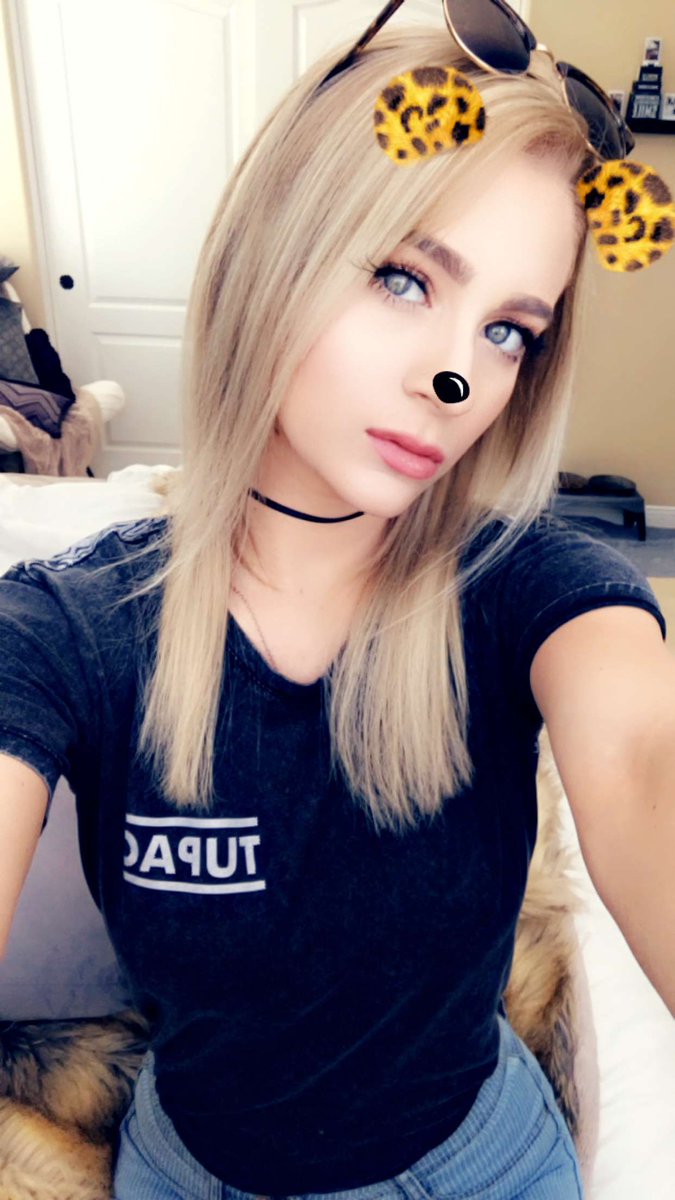 Karly 💙 (@arleymorville) on Twitter photo 