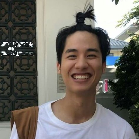 gummy smile + manbun = precious  #Tawan_V  @Tawan_V