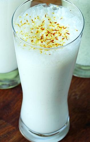  @AnumImrn a classic lassi. Refreshing and sweet, with a healthy dose of salt to remind men of their place.