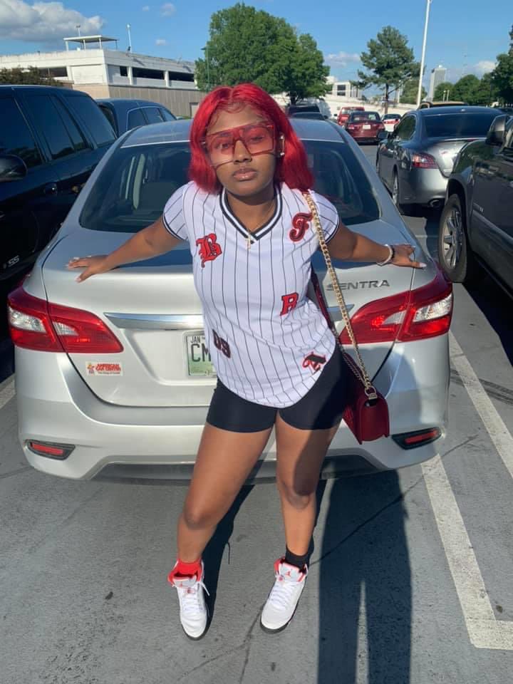 MackKia0's tweet photo. Girl you the best i mean it🎸🔥
#haventpostedinawhile https://t.co/9Of7jHFWUK