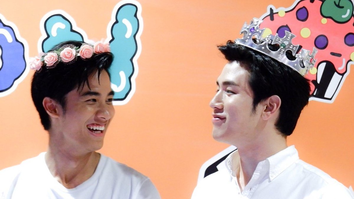 but don't you think that his smile is the brightest when he's with his best friend? #Tawan_V  #Newwiee