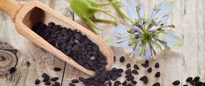 spacechain_spc's tweet photo. Viruses vaccine 
Fennel flower or
Oil mixture 
and bee 🐝 honey spoons An effective treatment against all diseases, viruses and germs A powerful killer of all parasites The best and absolutely normal vaccine 
#vaccine #covid19 #healthcare #Pfizer 
Good luck https://t.co/5nNsJBQ6YH