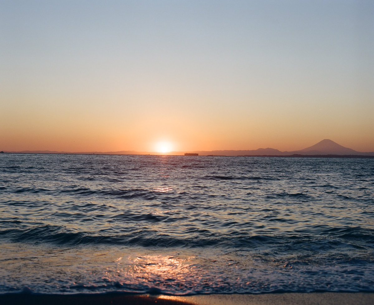 photo__cake's tweet photo. 海に行きたいな〜。
写真撮りに。
#写真好きな人と繋がりたい
#film
#photograph
#67II
#バケペン https://t.co/iTyBIRly1W