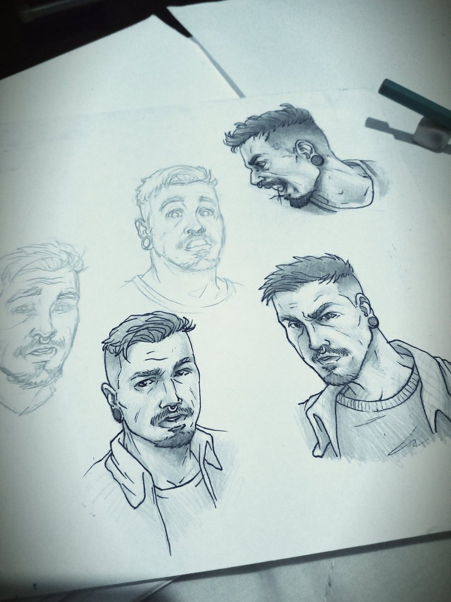 hells_ink's tweet image. Praticando #sketch #sketchbook #sketching #drawing #HQ