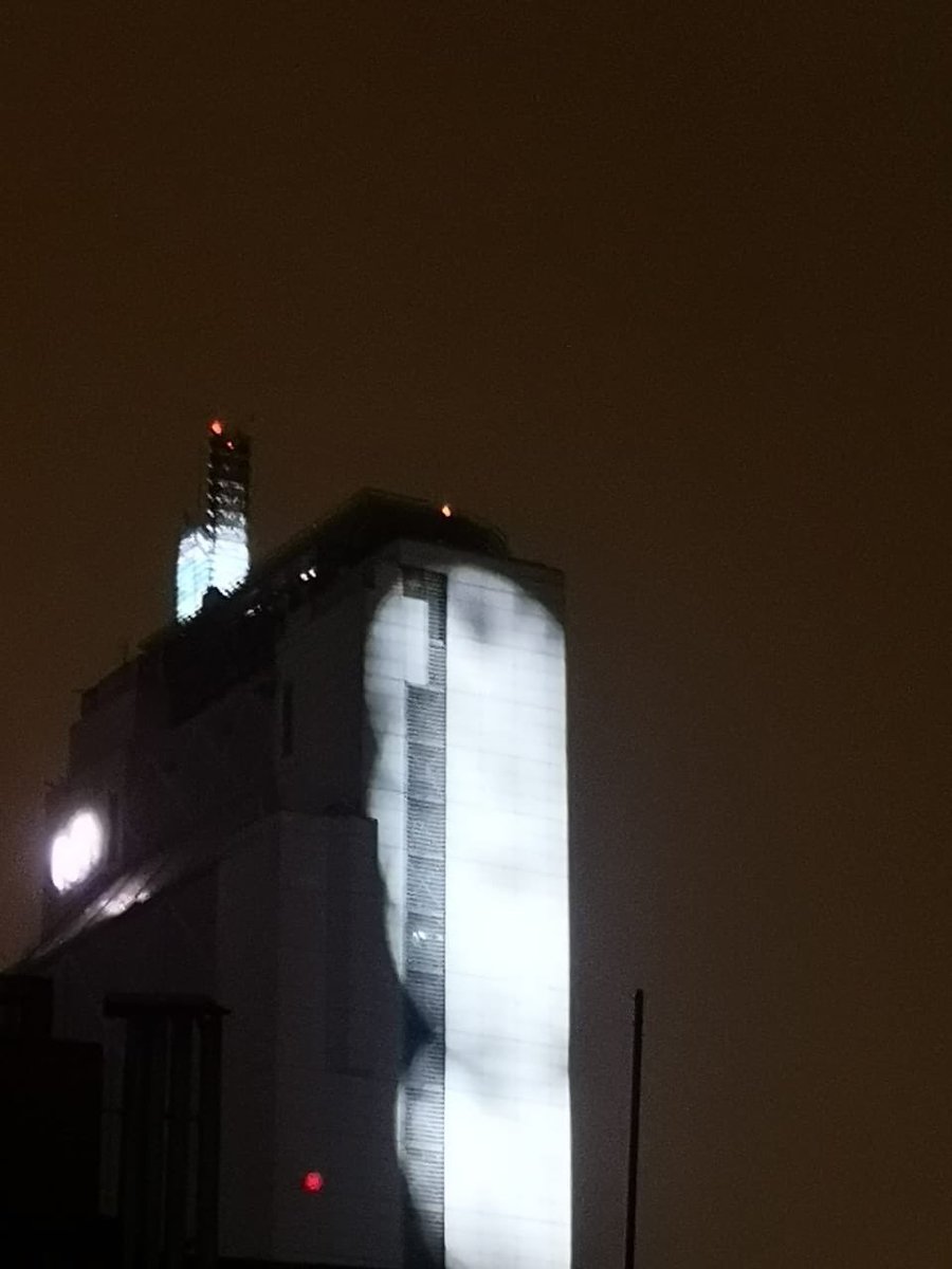 Woosh.

Ya no hay hambre...