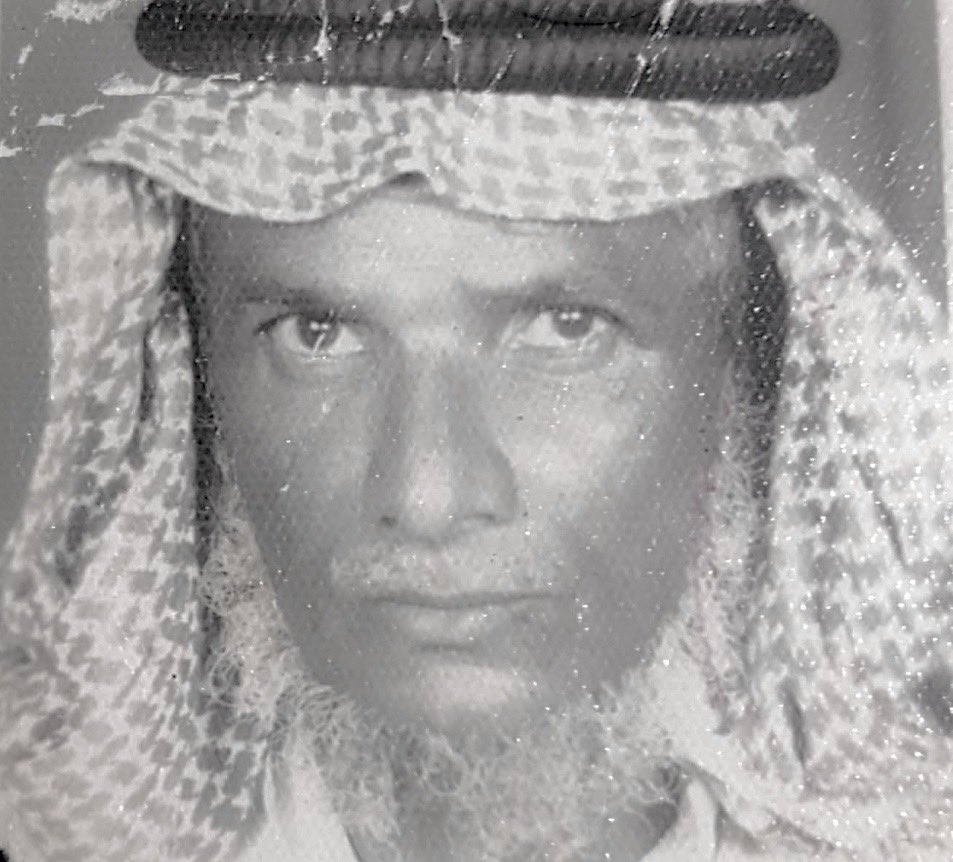 abuaaser00's tweet photo. اللهم اغفر لوالدي ورحمه وجعل قبره روضة من رياض الجنه https://t.co/Ixd04eBSc1