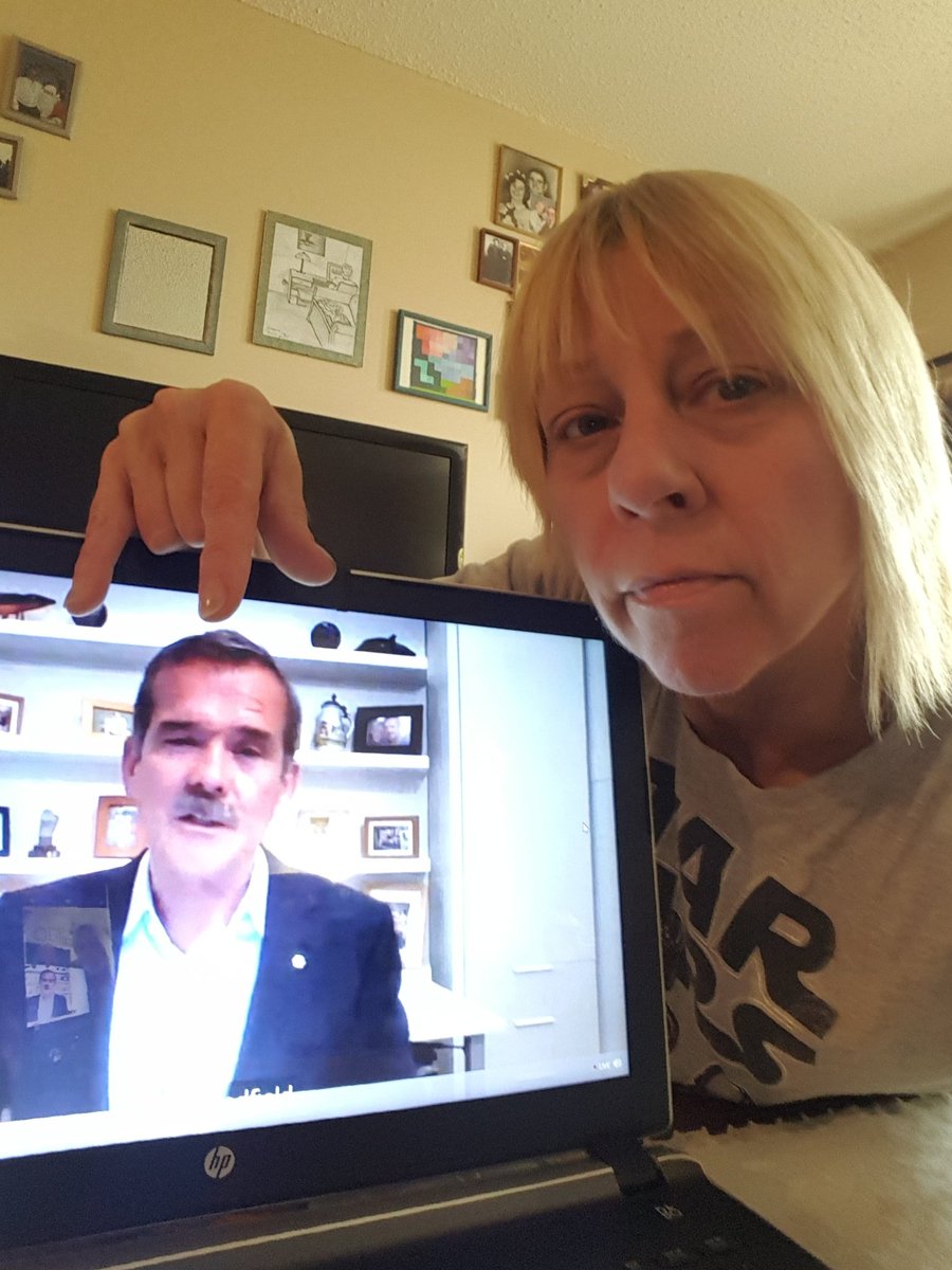 AliceLooknGlass's tweet photo. #AMPAmplifyDigital2020
#ChrisHadfield
"Leadership is the art of influencing human behavour".
To accomplish a mission in a manner desired by a leader...
Re-evaluate
Re-invent
Re-enter
#DigitalSelfies
#PepTalks ππβ€ https://t.co/MTXb0LCoVe