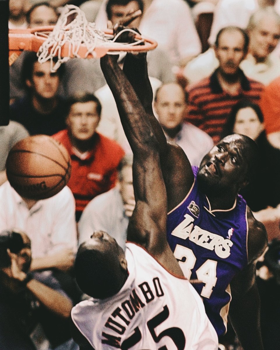 BleacherReport's tweet image. Shaq's posters were disrespectful 😤