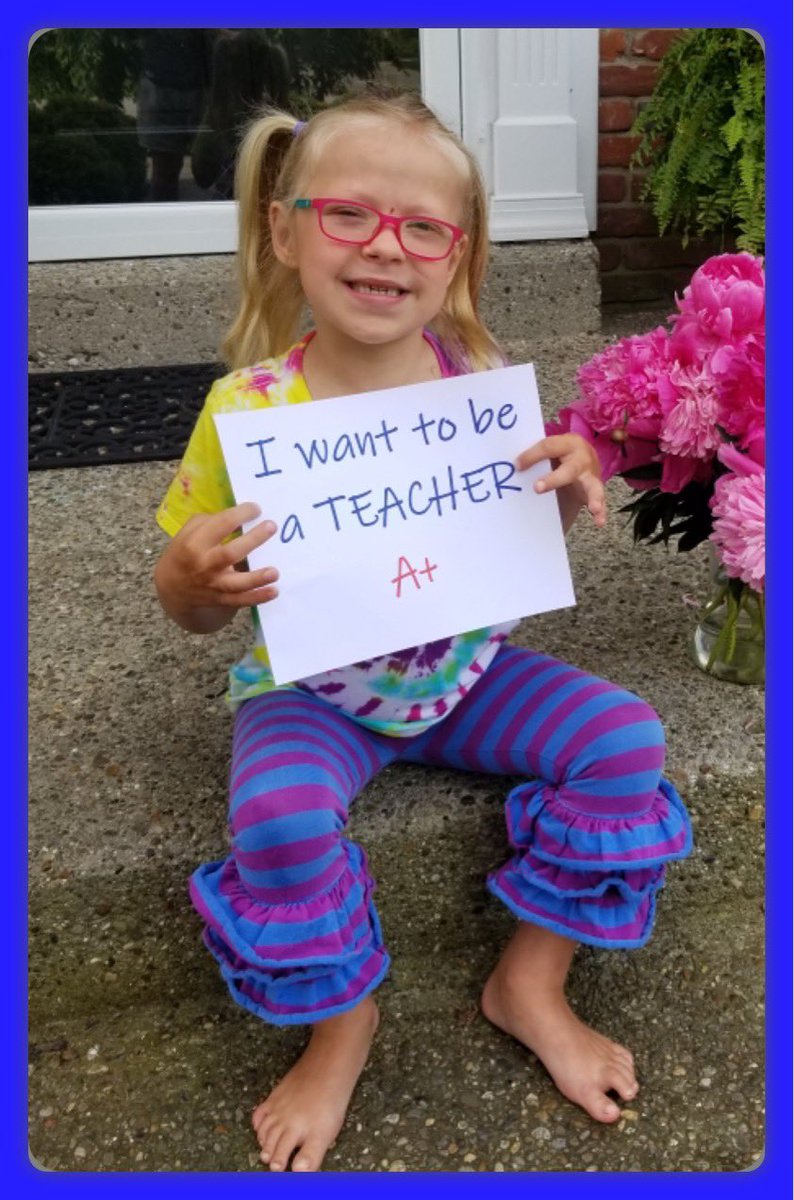 JDFrank81's tweet photo. Students had to reflect on future career goals and write about the responsibilities of their profession. Looking forward to reading their work this week. @st_mattelem @itzme_shelly3 @AkiJensen8 @DrRachelDavis @st_mattelem #SME1920 https://t.co/jaH8ByXCLN