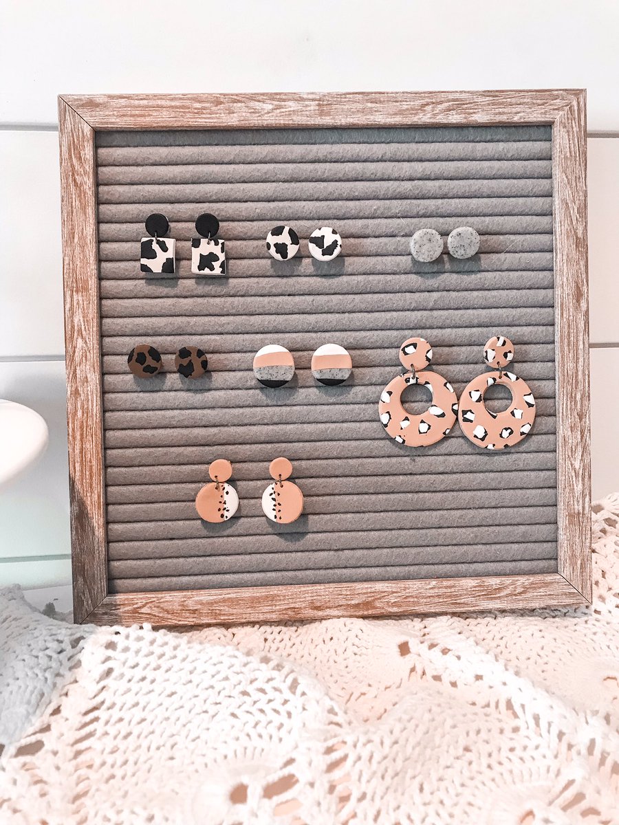 abbby_grace's tweet photo. Want some of these super cute earrings?!?! Check out Hometown Girls Jewelry Co. on Instagram ✨🤩 Handmade from polymer clay, super lightweight, and GREAT prices! https://t.co/qLEkieRGBT