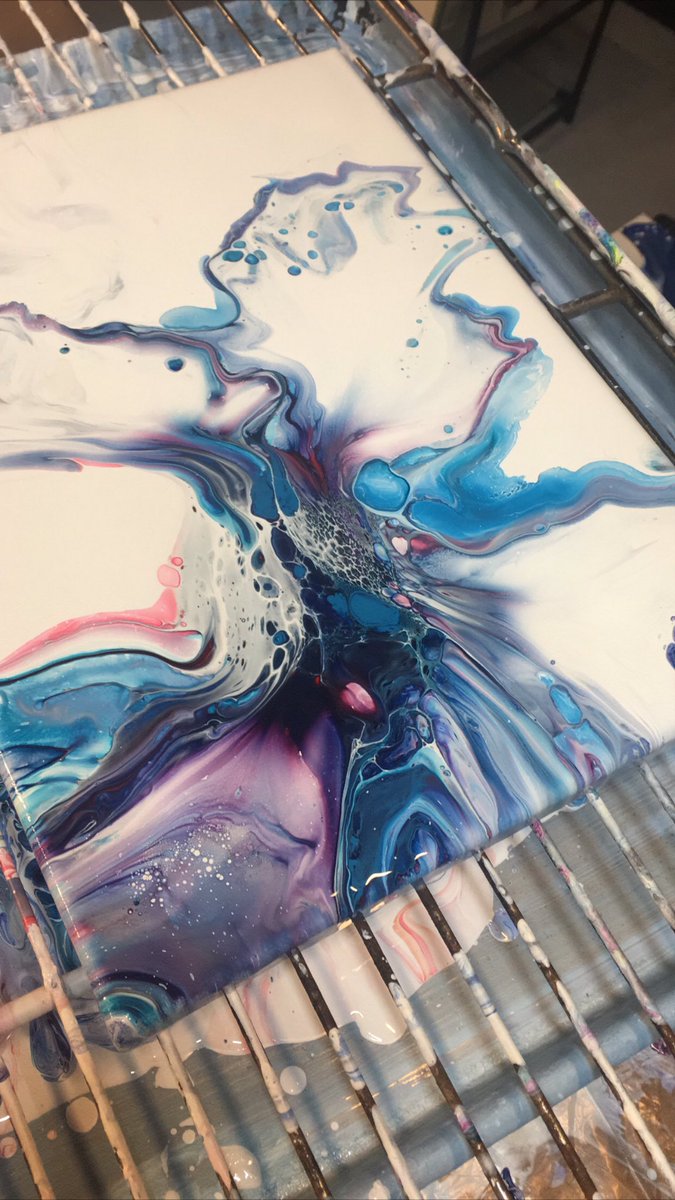 pourraine's tweet photo. Love these colors together! #paintpouring #fluidart #dutchpour https://t.co/nrxpaNLOzM