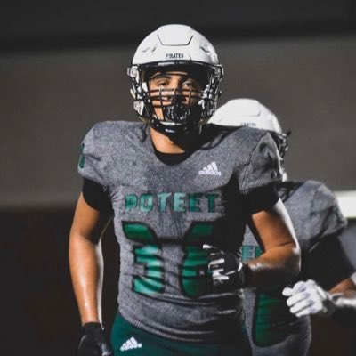 EarnestDALDrip's tweet photo. On the next episode of #DripHotList🔥🔥🔥 I will be going to hang out with @KingPerishe! This kid is a 6’4 235lbs Defensive End! Make sure you check out my last episode with @BKpuck! It on my page! Who’s Next? https://t.co/sEOXtytekc
