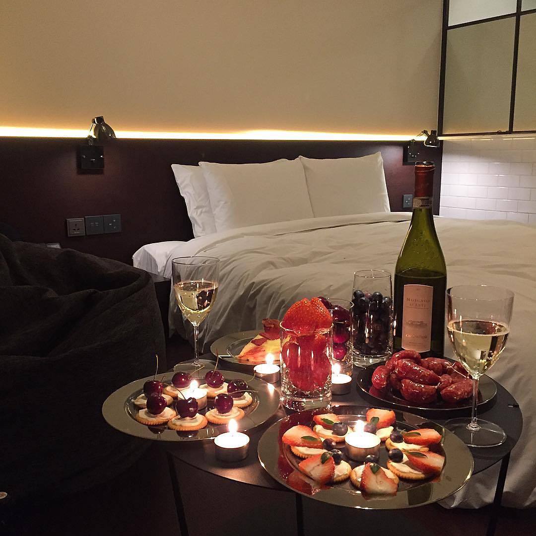 neversleeps29's tweet photo. Date Night https://t.co/VWpUrWtF8p
