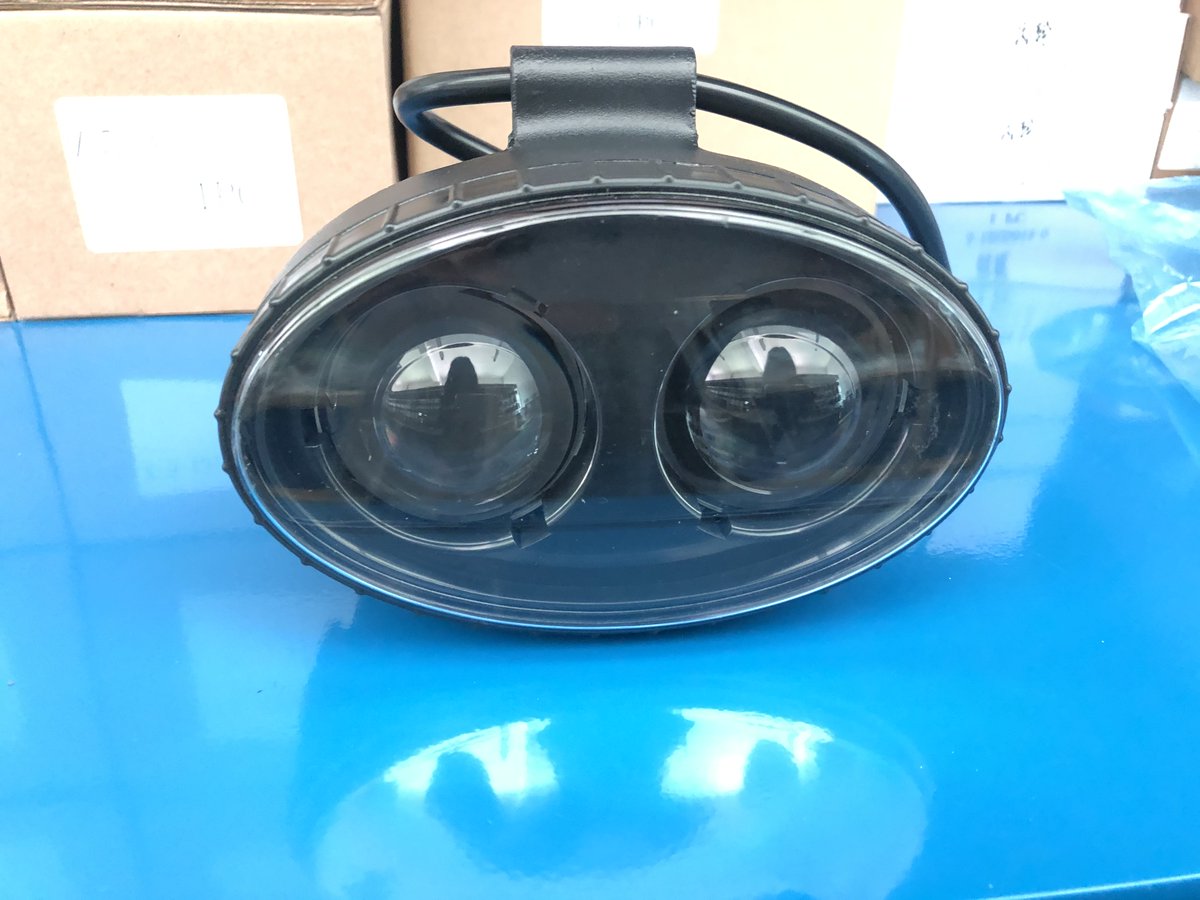 Ning80187384's tweet photo. #forklift #forkliftparts #forklifts #forkliftoperator #forkliftpartssupplier #spotlight Red/Blue spot light https://t.co/90BCsbBDtJ