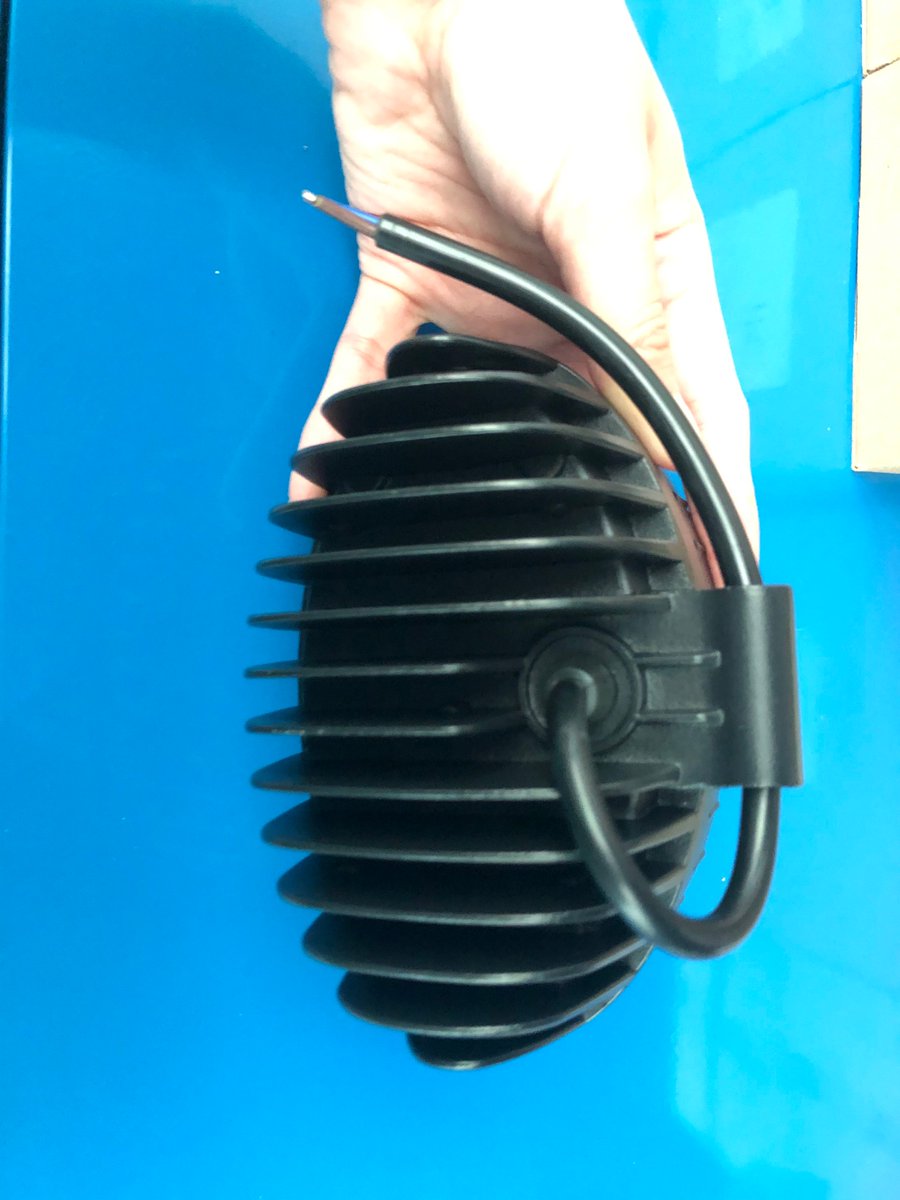 Ning80187384's tweet photo. #forklift #forkliftparts #forklifts #forkliftoperator #forkliftpartssupplier #spotlight Red/Blue spot light https://t.co/90BCsbBDtJ