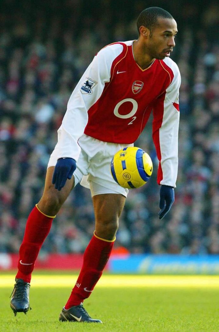 Sh4Zk's tweet photo. Who is with me ? He is the Greatest of EPL all time #EPLGOAT
Thierry Henry
@segalink @gimbakakanda @john_danfulani @ShehuSani https://t.co/HrfANhR5DO