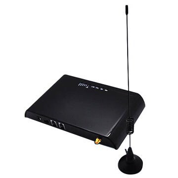 acidufo's tweet photo. @PaTahiel @entel_ayuda Perdona, me equivoqué en copiar el modelo de lo que me refería en google. El modelo de caja que yo tuve era GSM FWT-8848 de la marca etross. En la caja pones el sim y clonas la IMEI del equipo HUAWEI. Después pides enchufar el teléfono o set de teléfonos que te comvenga mejor. 😉 https://t.co/xLeY4rQfVm
