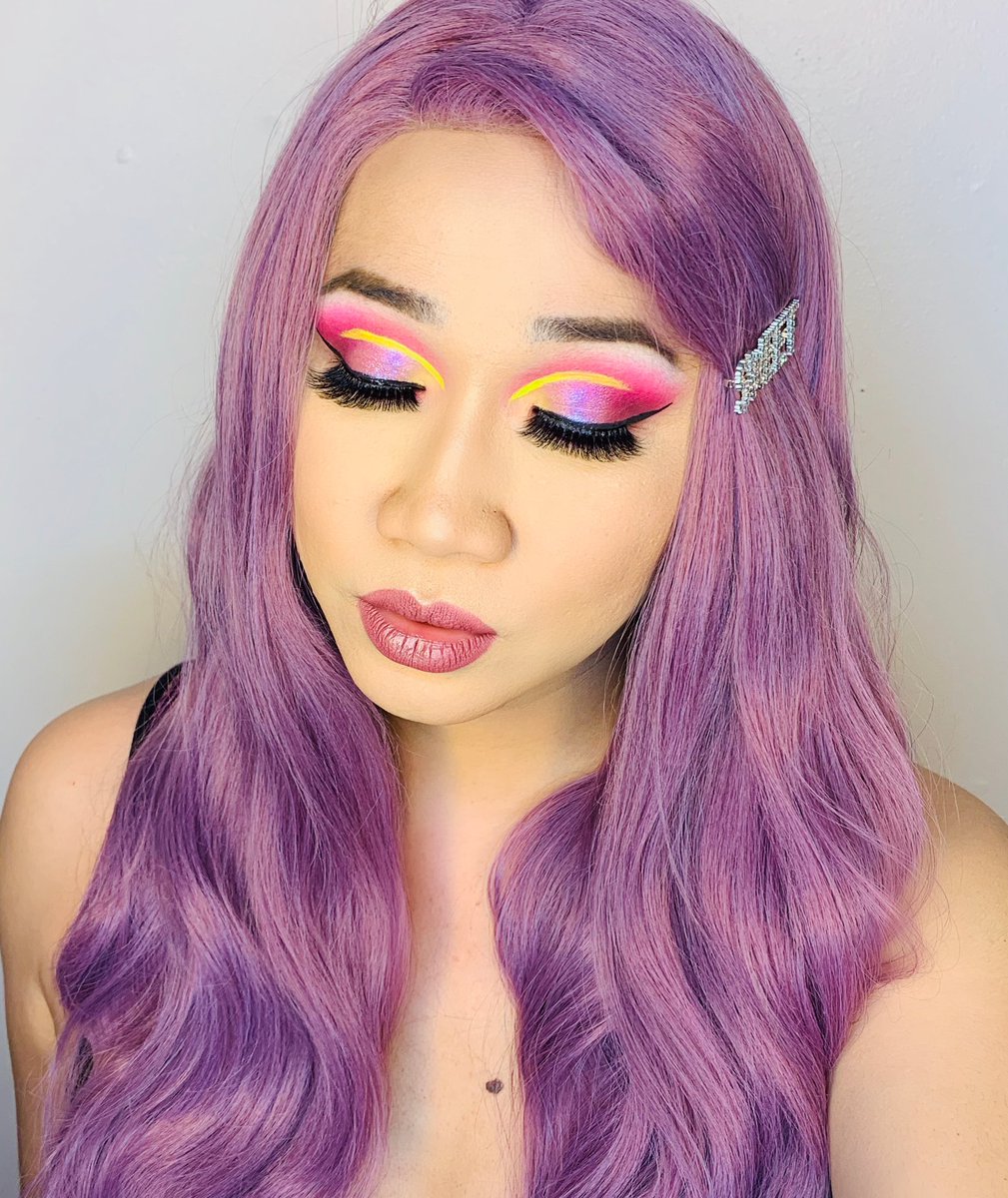 mua_by_joanna's tweet photo. New Palette, New Cake Liner, & new Wig! I used mostly @ABHcosmetics & @norvina products! Yes even the “Sweet” hair accessory is from abh! #norvina #norvinapalette #abh #mua #makeupartist #abhobsessed #norvinaobsessed #abhprlist https://t.co/1UBRX9ZyUM