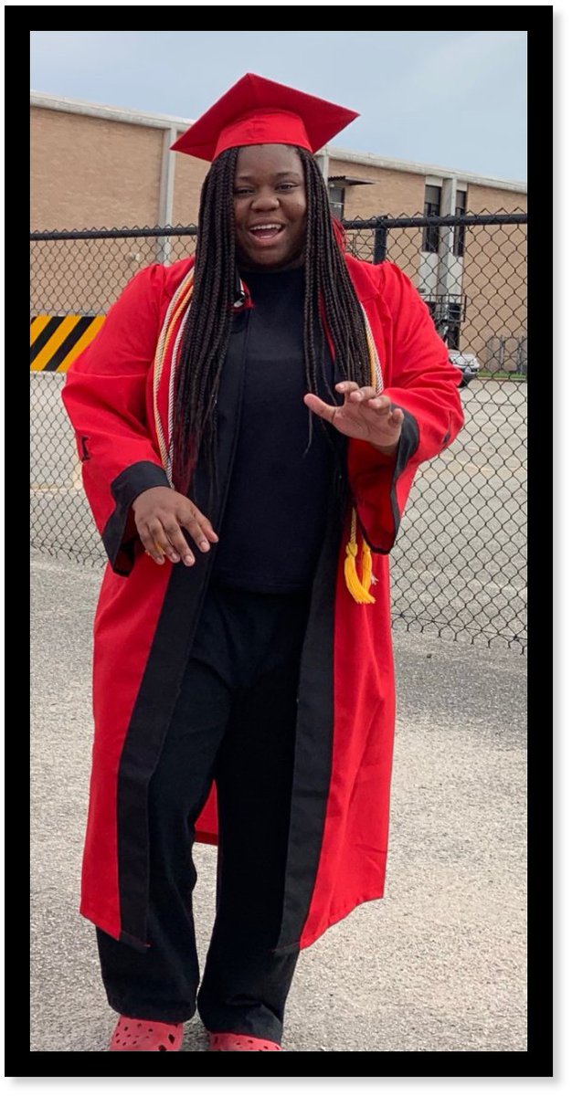 WestfieldCCC's tweet photo. Congratulations to Ckendall Carey, WHS senior for being Spring ISD's Comcast NBCUniversal Scholarship Recipient!
Ralph Martinez, Regional Senior VP, Comcast Houston Region, shared, "They are top achievers in academics, leaders in the community and leaders among their peers". https://t.co/WUg3m2uTGg