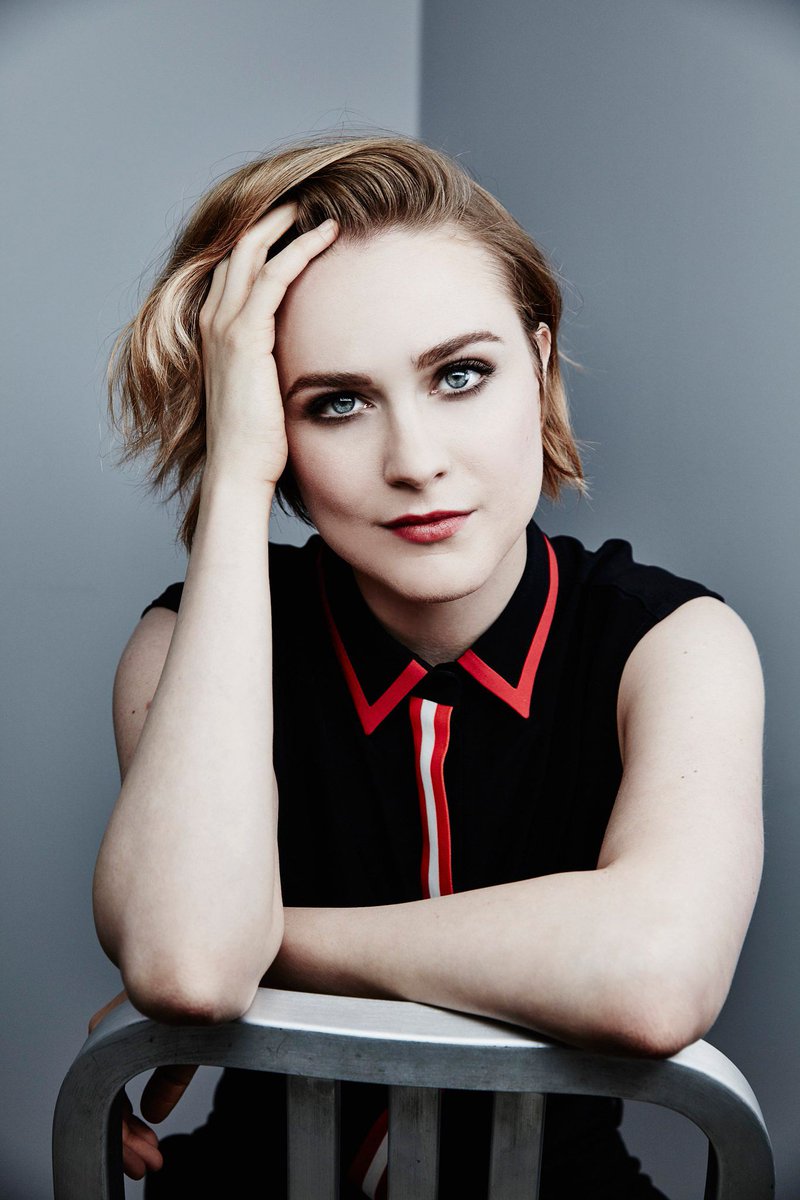 BatmanFiles's tweet image. In a perfect world Evan Rachel Wood would play Batwoman in a film or HBO series