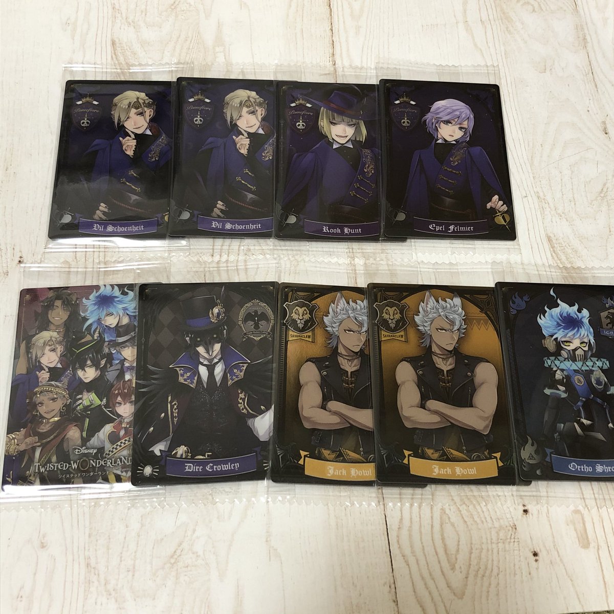 gintoki__10's tweet photo. @tos
交換 ツイステッドワンダーランド ツイステ ウエハース

譲 エース ケイト トレイ リドル カリム ジャミル デュース フロイド ジェイド アズール ヴィル ルーク エペル クロウリー ジャック オルト

求 同異種 レオナ ラギー  

1枚目下段は異種優先したいためお時間頂きます。メタカ、カプ缶など https://t.co/gKL8a5qloa