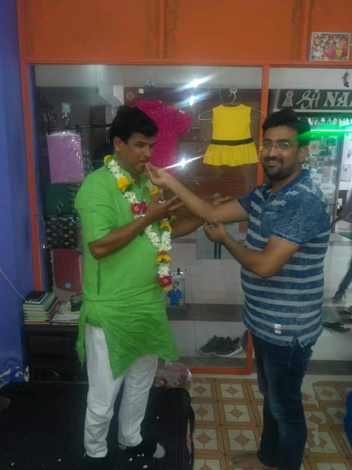 Devendrapawar78's tweet photo. भाजपा पाली जिला अध्यक्ष श्री मंसाराम जी जन्मदिन की हार्दिक शुभकामनाएं!
#pushpendrasinghranawat
#bjp4pali
#राजस्थान
#bali https://t.co/TlEu6pFZpv