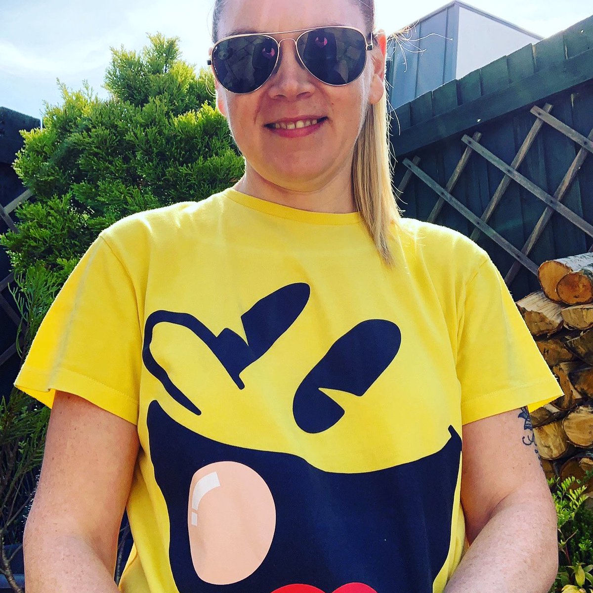 PepeLePew76's tweet photo. Even the sun has come out in support of Yellow 💛 Wednesday for @ThreesixtyArch #RainbowWeek2020 🌈😎 https://t.co/gJ2LyLkC1l
