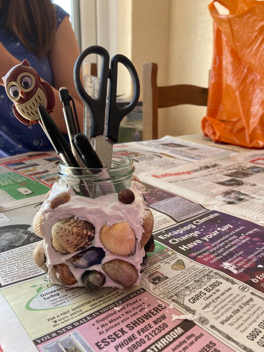 thumper_1982's tweet photo. @weswellbeing Rebecca’s upcycled stationery pot. #Bruyn https://t.co/FDgaFfiL2Z
