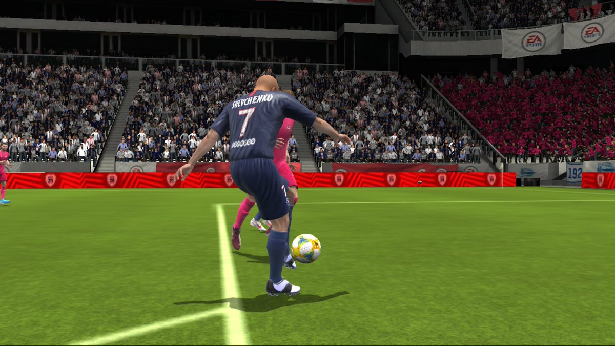 KiraY2005's tweet photo. @EAFIFAMOBILE EA this's not Sheva. PLZ FIX! https://t.co/hguDcgClFu