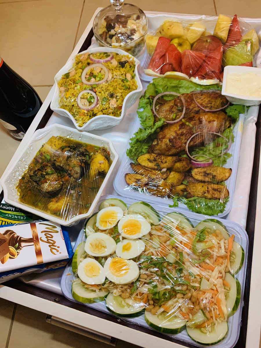 eves_kitcheen's tweet photo. Looking for how to wow ur loved ones??? Food tray is the best way to express love differently...call or watsapp 08051403395 #foodtray #AbujaTwitterCommunity #Foodies #abujachef #love #lockdown2020 #deliveryatyourdoorstep #celebritychef #kitchenqueen #cookingfingers #retweetplease https://t.co/pf2UKt1rBn