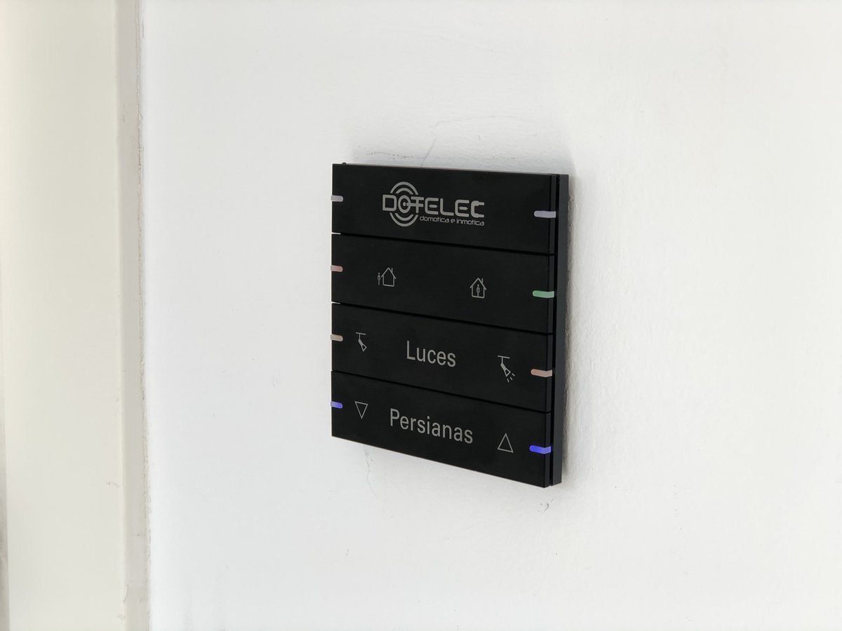 sergiodotelec's tweet photo. Control de 🎬 escenas #Knx con la pantalla #GiraG1 y servidor #GiraX1, usando el 🆕 nuevo #pushsensor4 ‼️

¿Quieres saber cómo 🤔 lo hice? Pulsa aquí 👉 https://t.co/q3spyIsYBB https://t.co/XAfUhcrsIZ