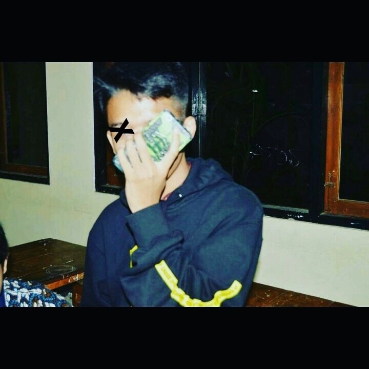 riseuflag's tweet photo. #FotoProfilBaru https://t.co/isivNAS9HI