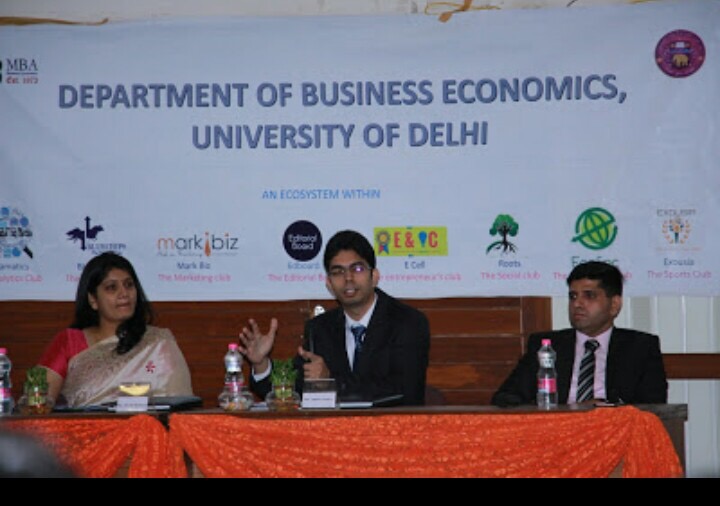 pmg_engineering's tweet image. Our founder Abhinav Pandey gave a hands-on perspective on &quot;Job Creation&quot; to the graduating class of MBA at Dept. of Business Management, University of Delhi. 

It was an engaging session with Q&amp;amp;A&apos;s by both students…