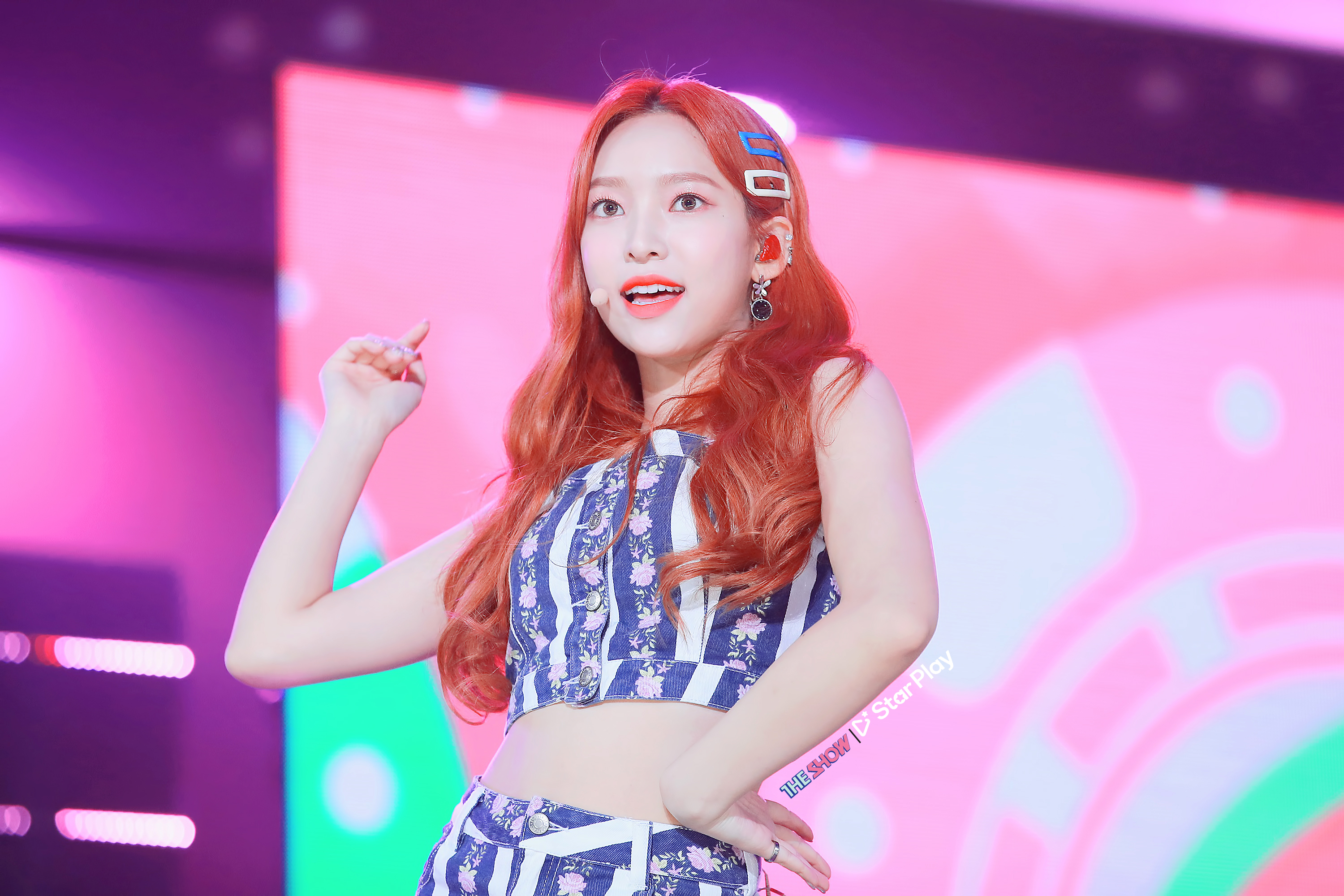 EYcBfBHUMAU5Kh9.jpg:orig