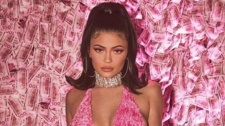 moderngirlss's tweet photo. kylie jenner https://t.co/Mo1JdoUerH