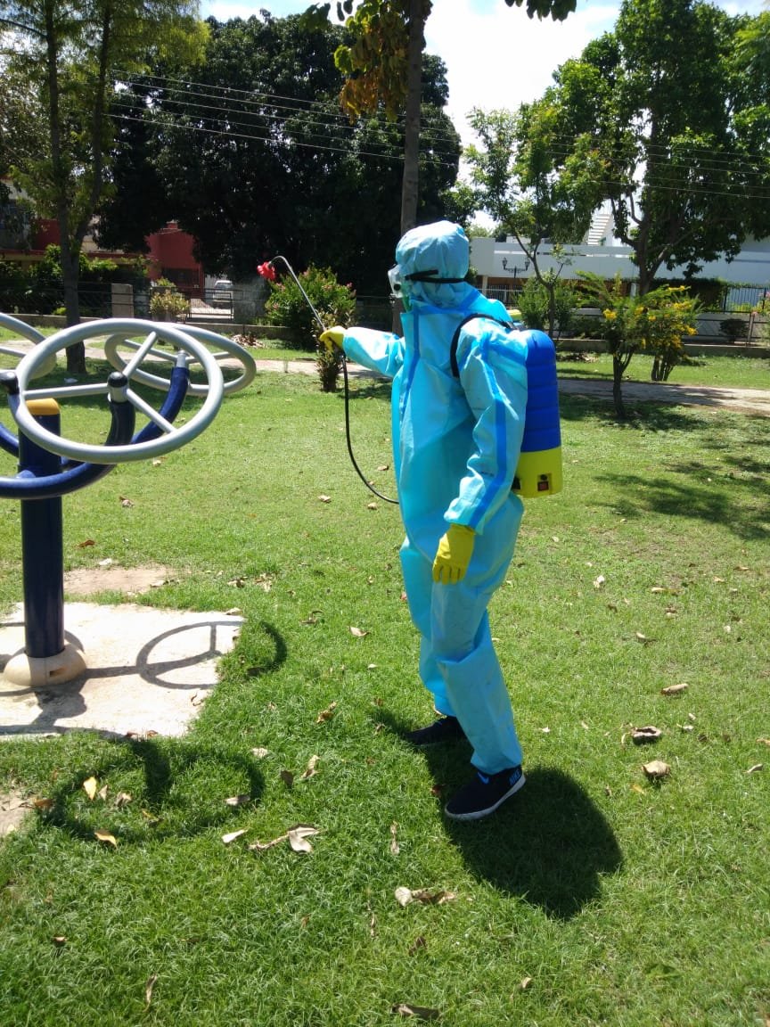 Chandigarh Municipal Corporation is conducting regular sanitization &amp; cleanliness drives in several residential areas under its jurisdiction, to curb the spread of Coronavirus infection.

#MyCleanIndia #CitiesFightCorona