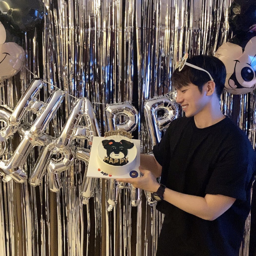 24K_SeokJune's tweet photo. A month ago #0414  #hbd https://t.co/3USujBZGhQ