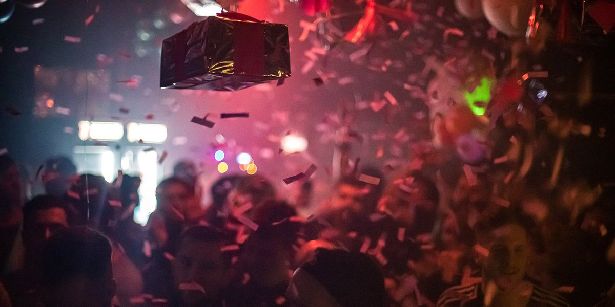 #Coronahilfe Seit 16 Jahren bietet das #TanzhausWest im #Gutleutviertel Frankfurt Raum für Kultur, Partys, Workshops, Flohmärkte, Lesungen etc. Jetzt geht’s ums Überleben. Damit wir aus dem #Regionalfonds unterstützen können, braucht es  50 🧡
 bit.ly/2WL1JxF