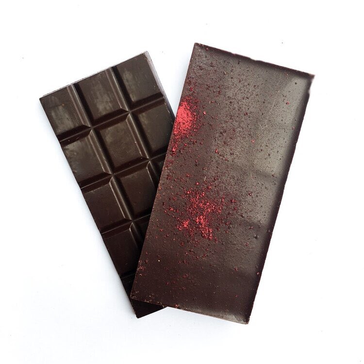 RileyCallieRes's tweet photo. Delicious Davidson Plum Chocolate at @GameEnough available now on their website! Yum! https://t.co/8JukY9CFaC #nativeflavours #chocolatelover #buyindigenous https://t.co/deJ9svSEyF