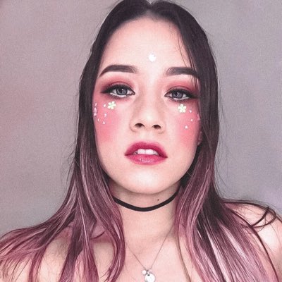 jesslcast's tweet photo. #NuevaFotoDePerfil https://t.co/FDUCngTn3y