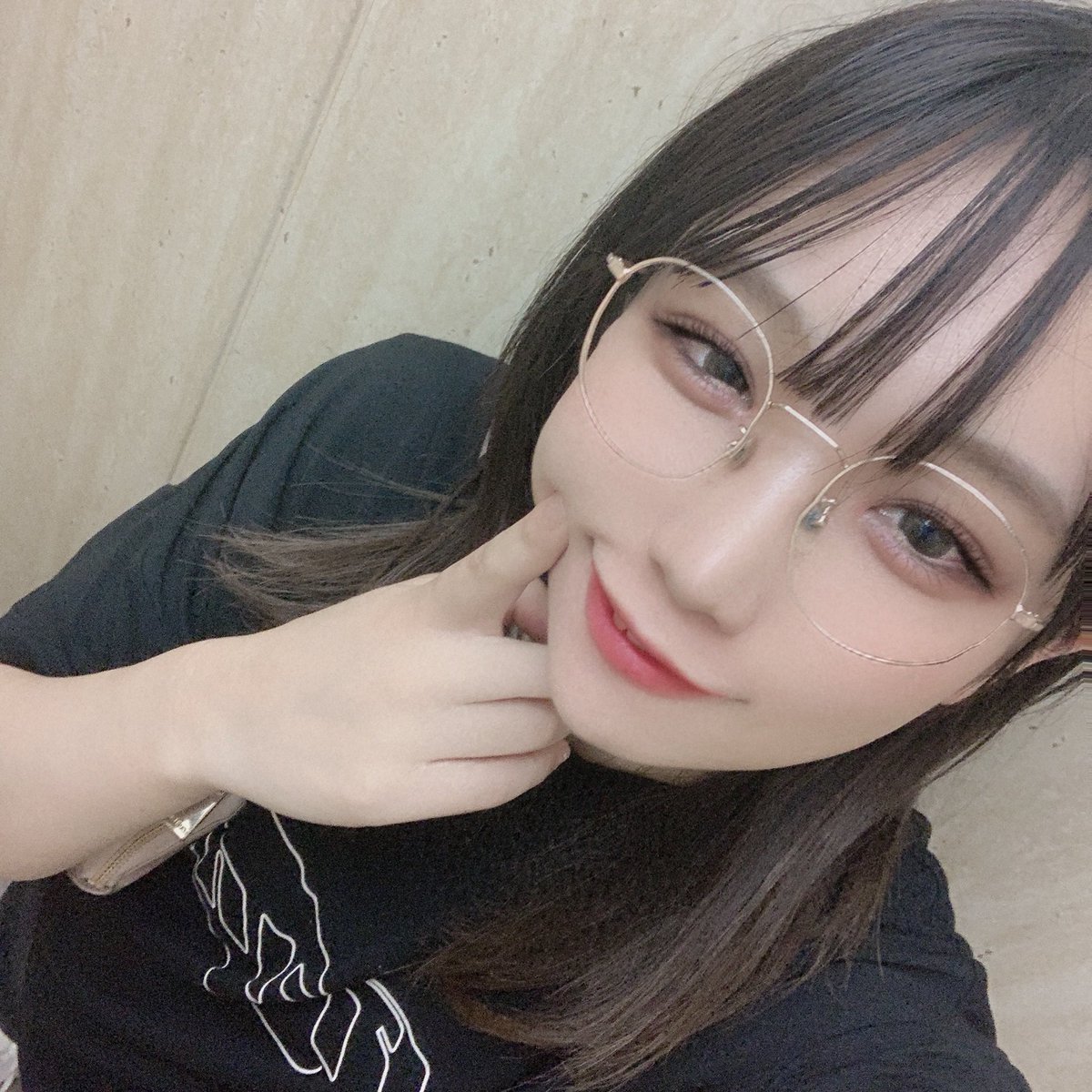 momo_fip's tweet photo. あともうちょっとまっててくれ〜❕
きみに会いたくてきみを思いだしてがんばってるよ〜❕ https://t.co/RMEHkBjELF