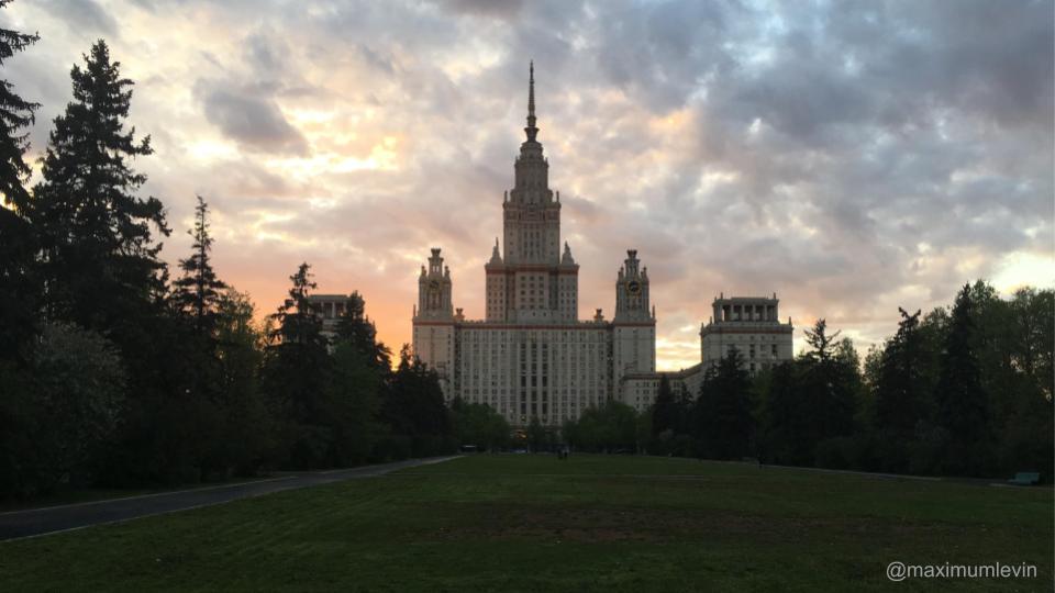 maximumlevin's tweet image. Коронавирус - это новый мэр Москвы: 
✅ Он изначально был с народом, но мы смотрели на него с недоверием;
✅ Он реально преобразил город, но мы всё равно хотим от него избавиться, считая, что именно он истощил весь наш бюджет.